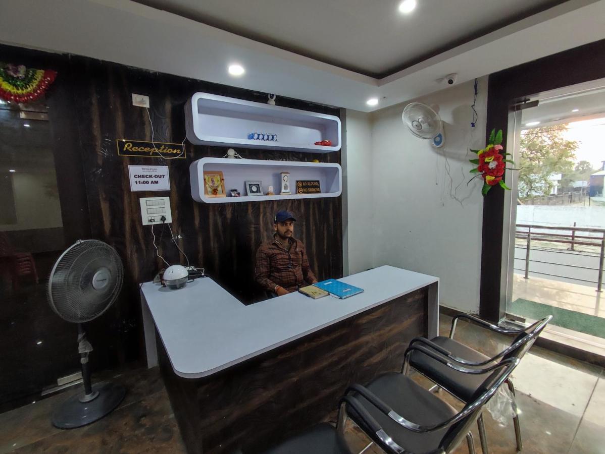 Hotel Kanha Shyam Madhubani Bagian luar foto