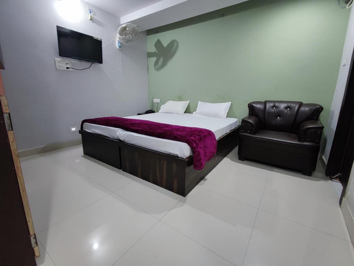 Hotel Kanha Shyam Madhubani Bagian luar foto