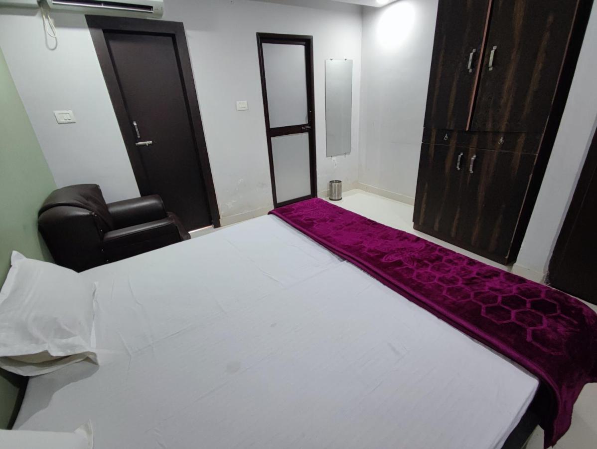 Hotel Kanha Shyam Madhubani Bagian luar foto